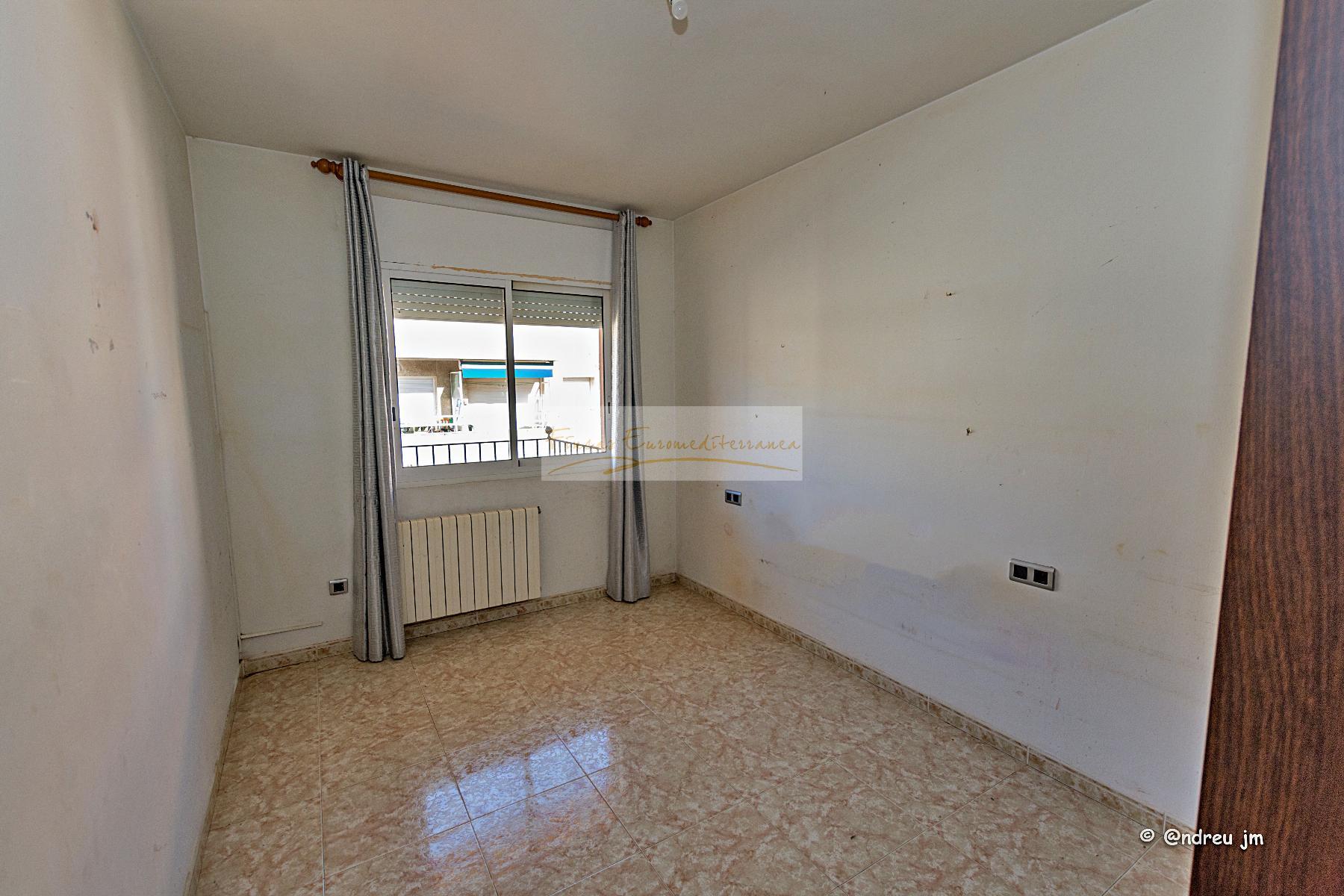 For sale of apartment in Blanes
