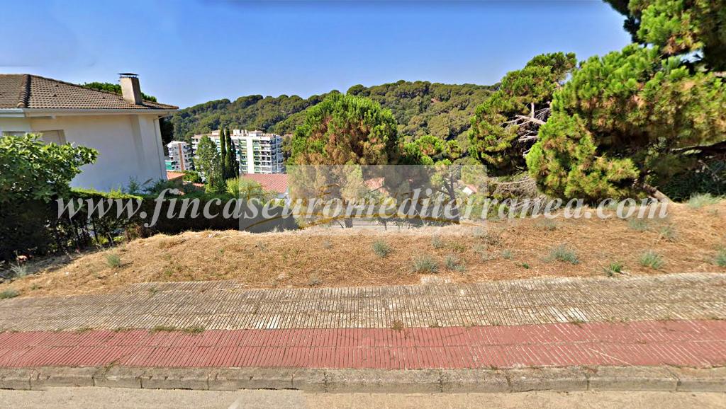 For sale of land in Calella