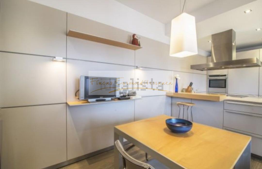 For sale of chalet in Blanes