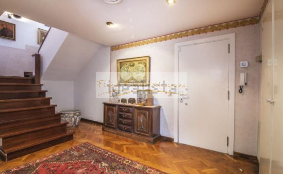 For sale of chalet in Blanes