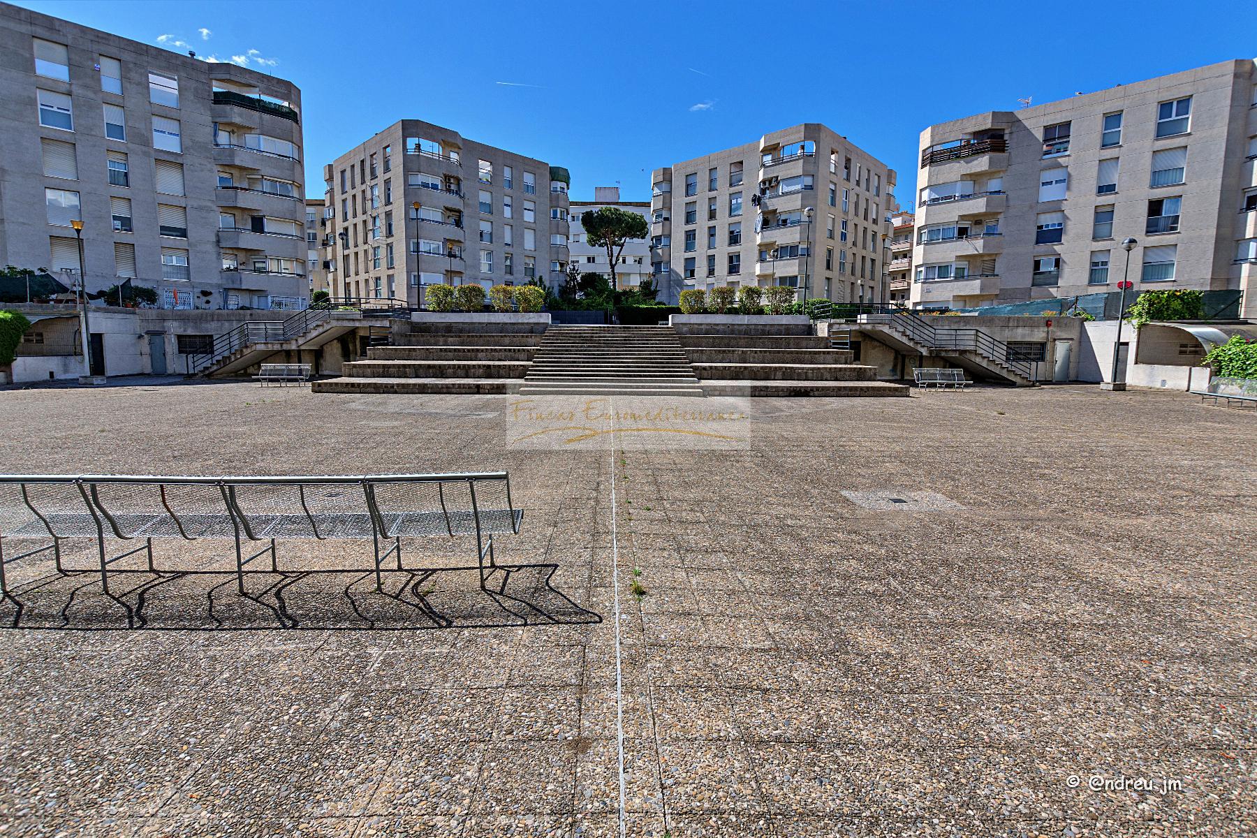 For sale of apartment in Blanes