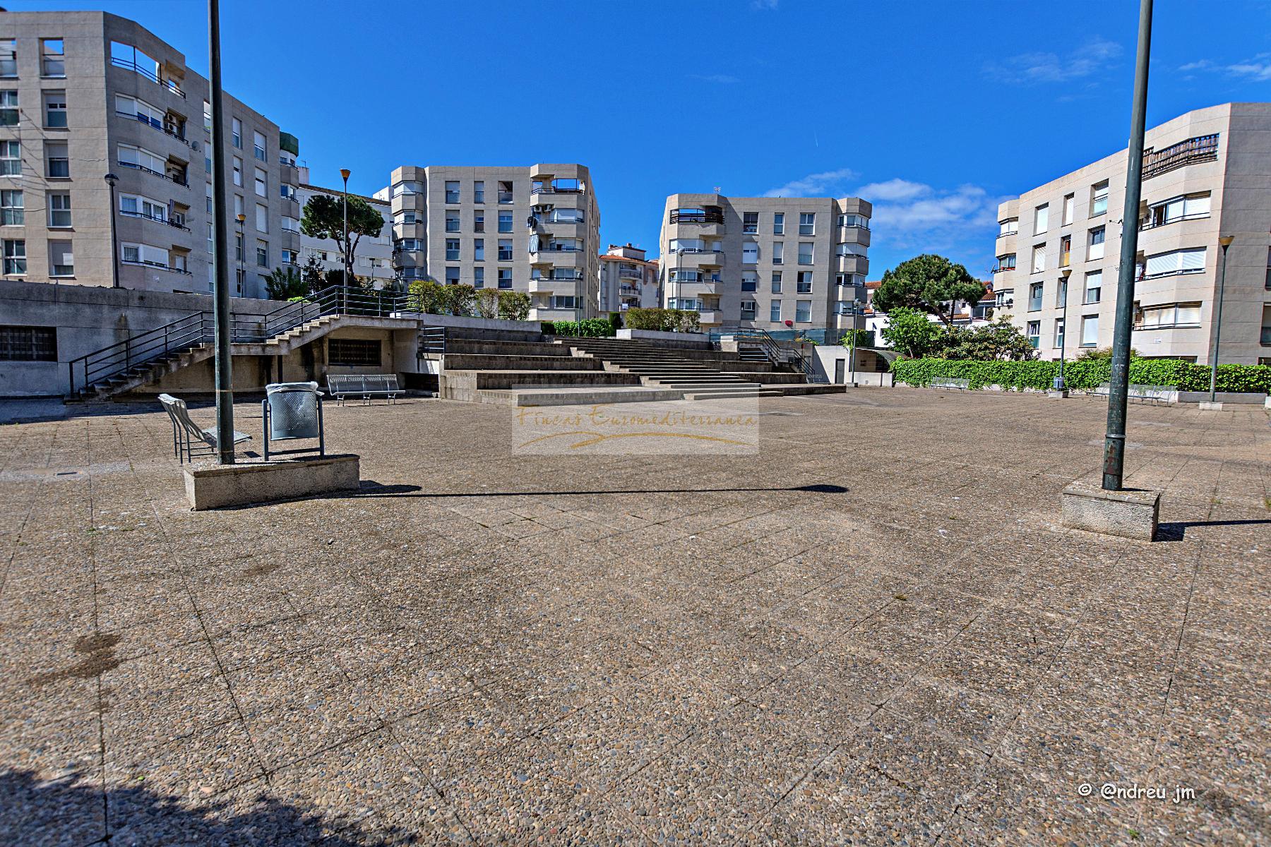 For sale of apartment in Blanes