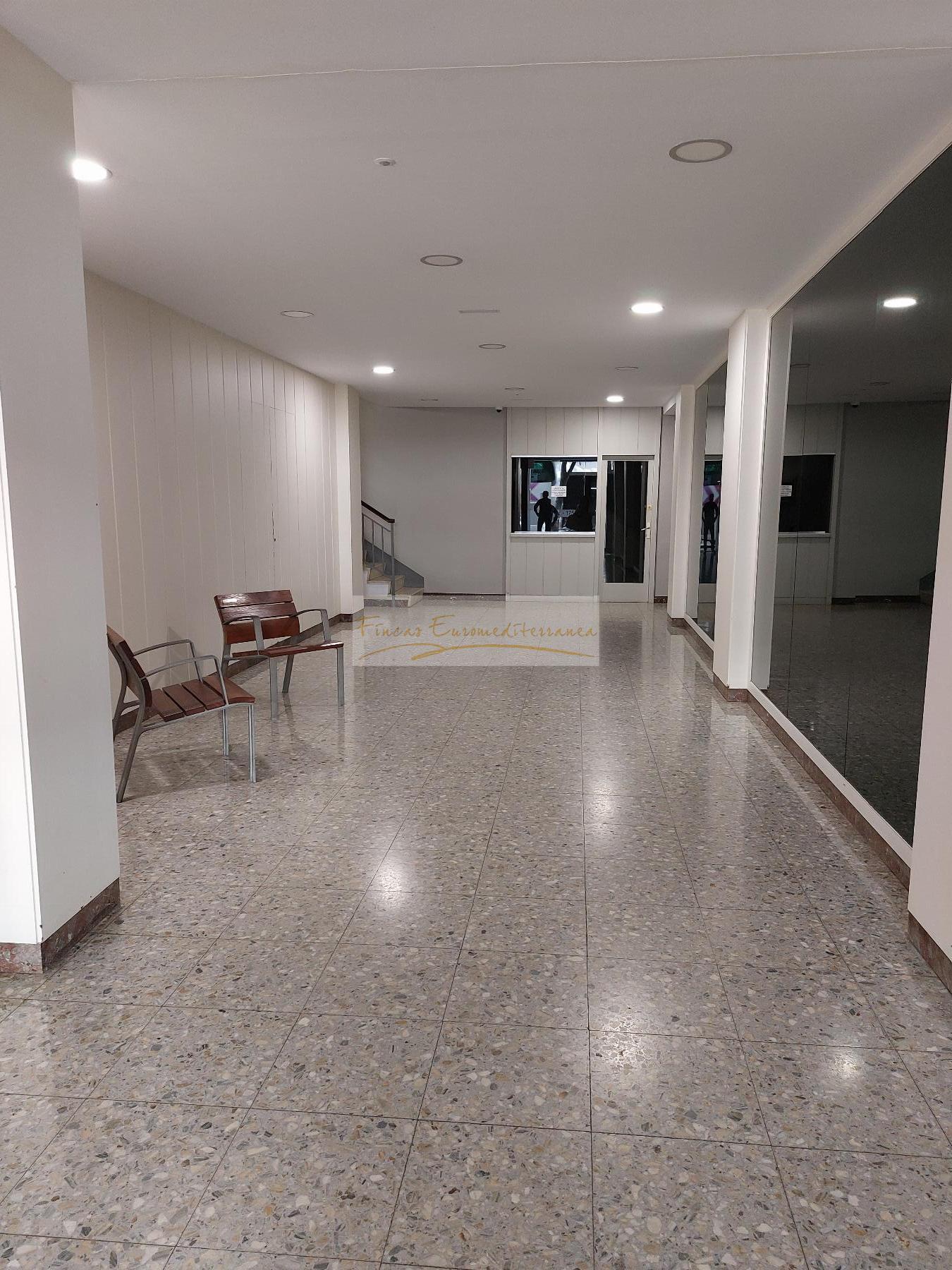 For sale of apartment in Barcelona