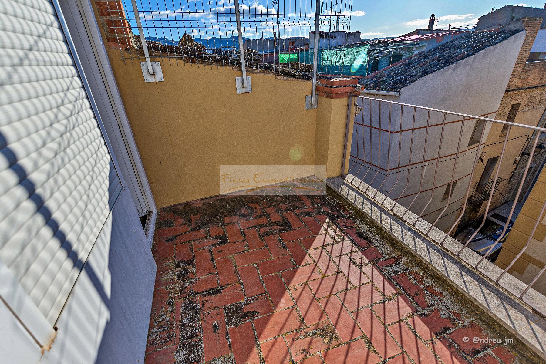 For sale of house in Sant Martí de Tous