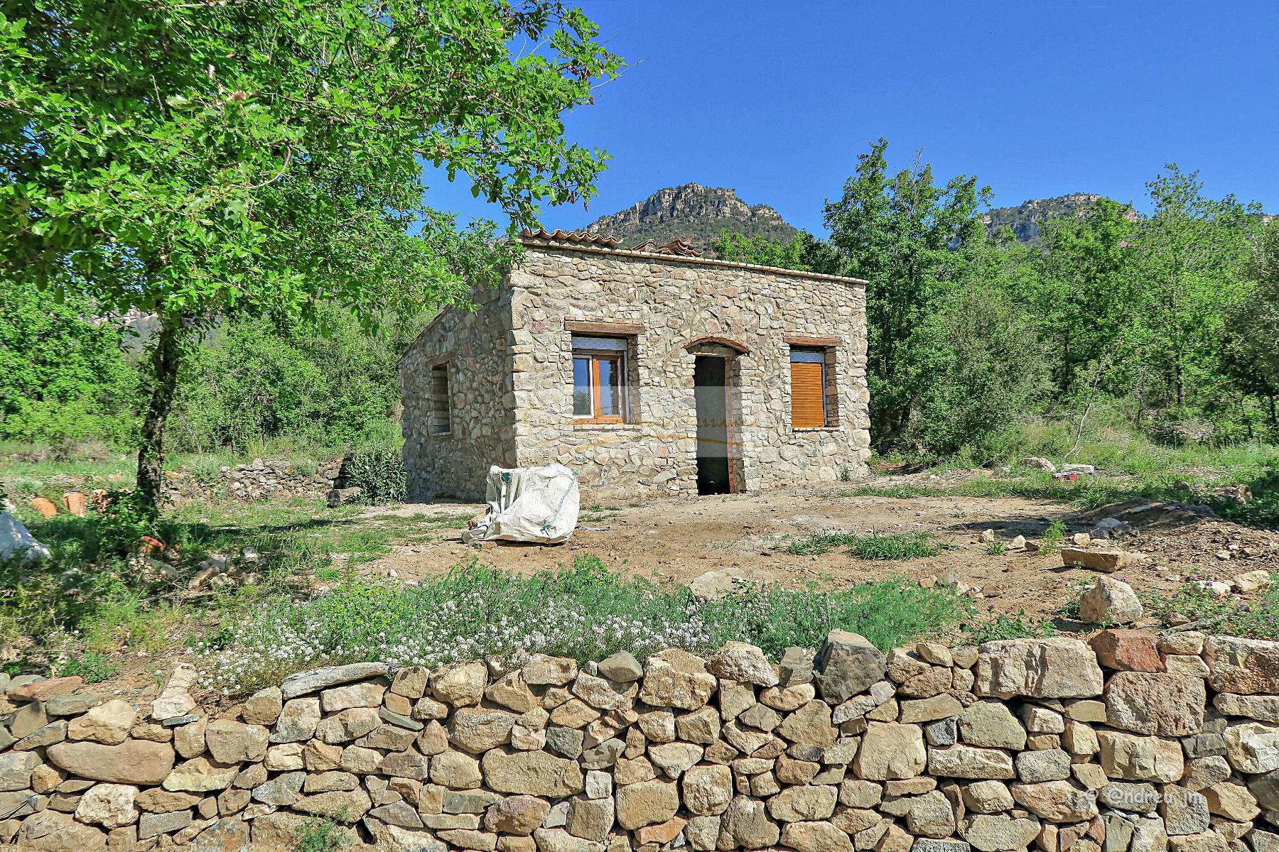 For sale of rural property in Alforja