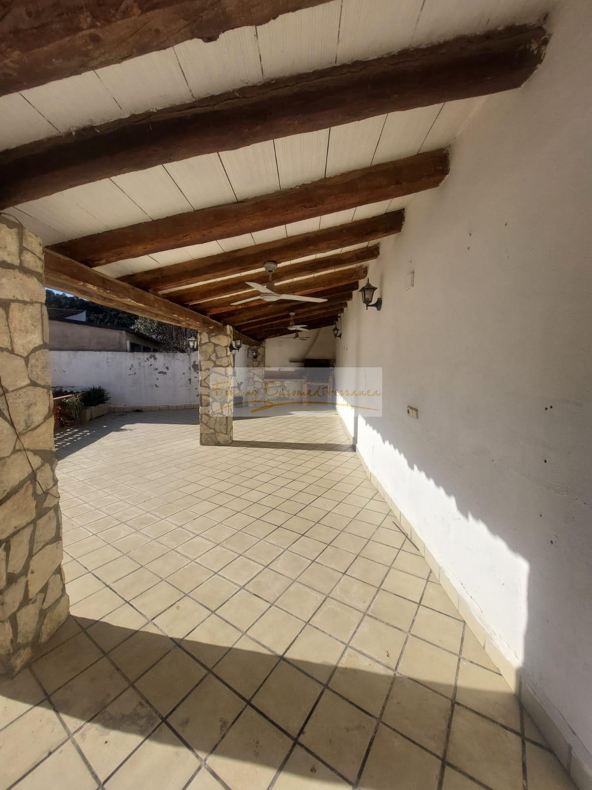 For sale of house in Argençola