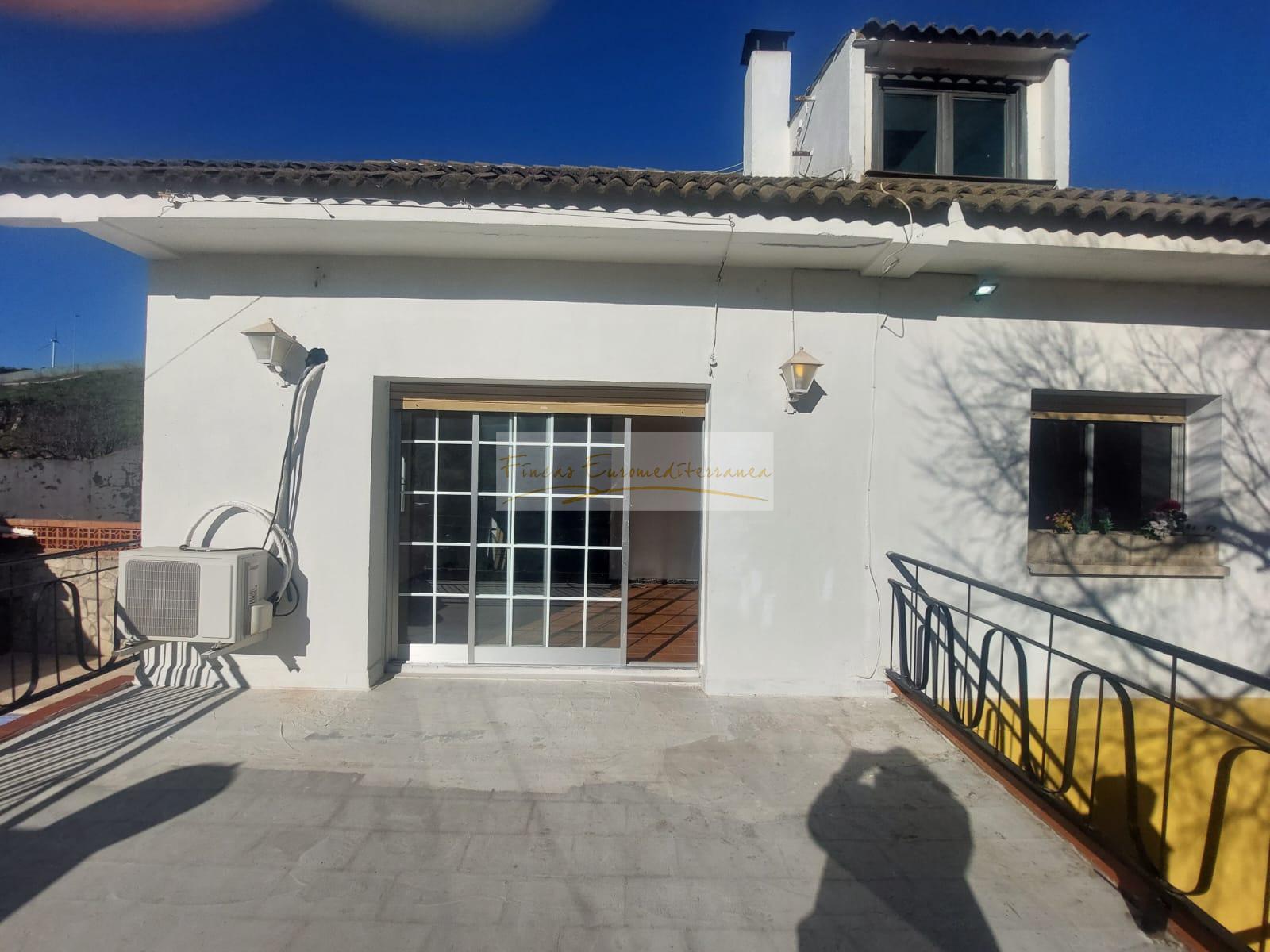 For sale of house in Argençola