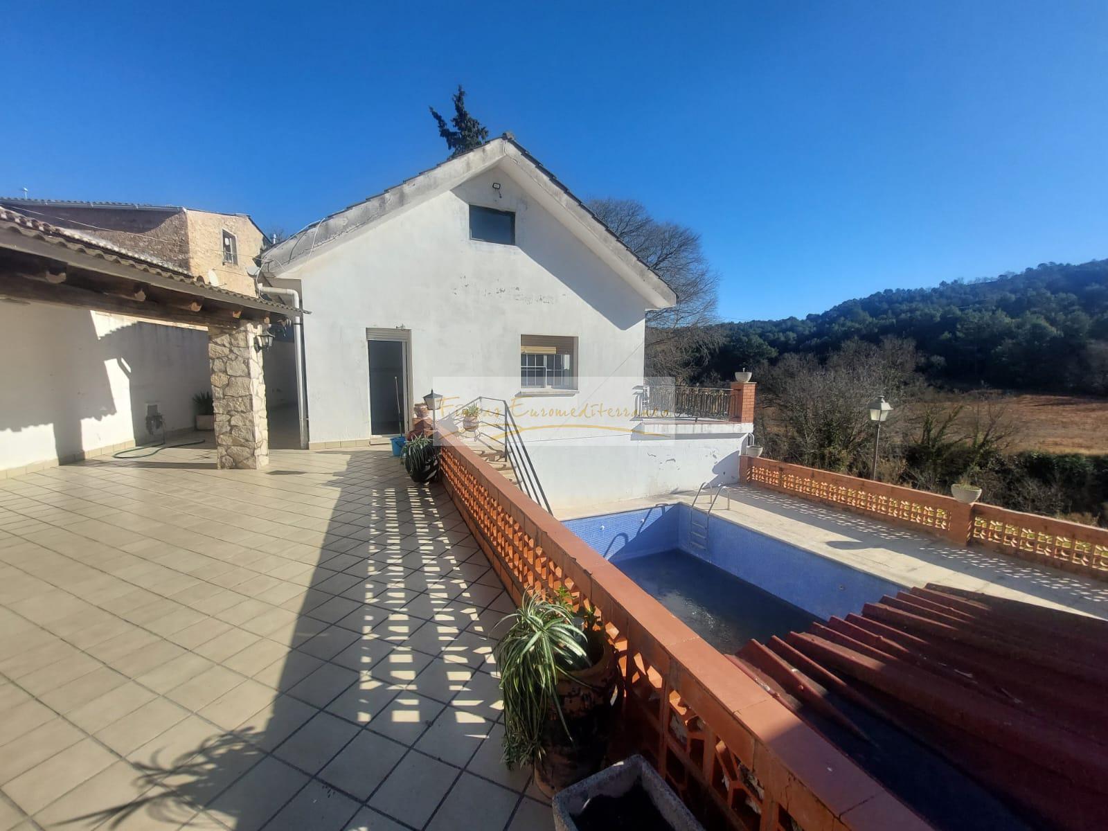 For sale of house in Argençola