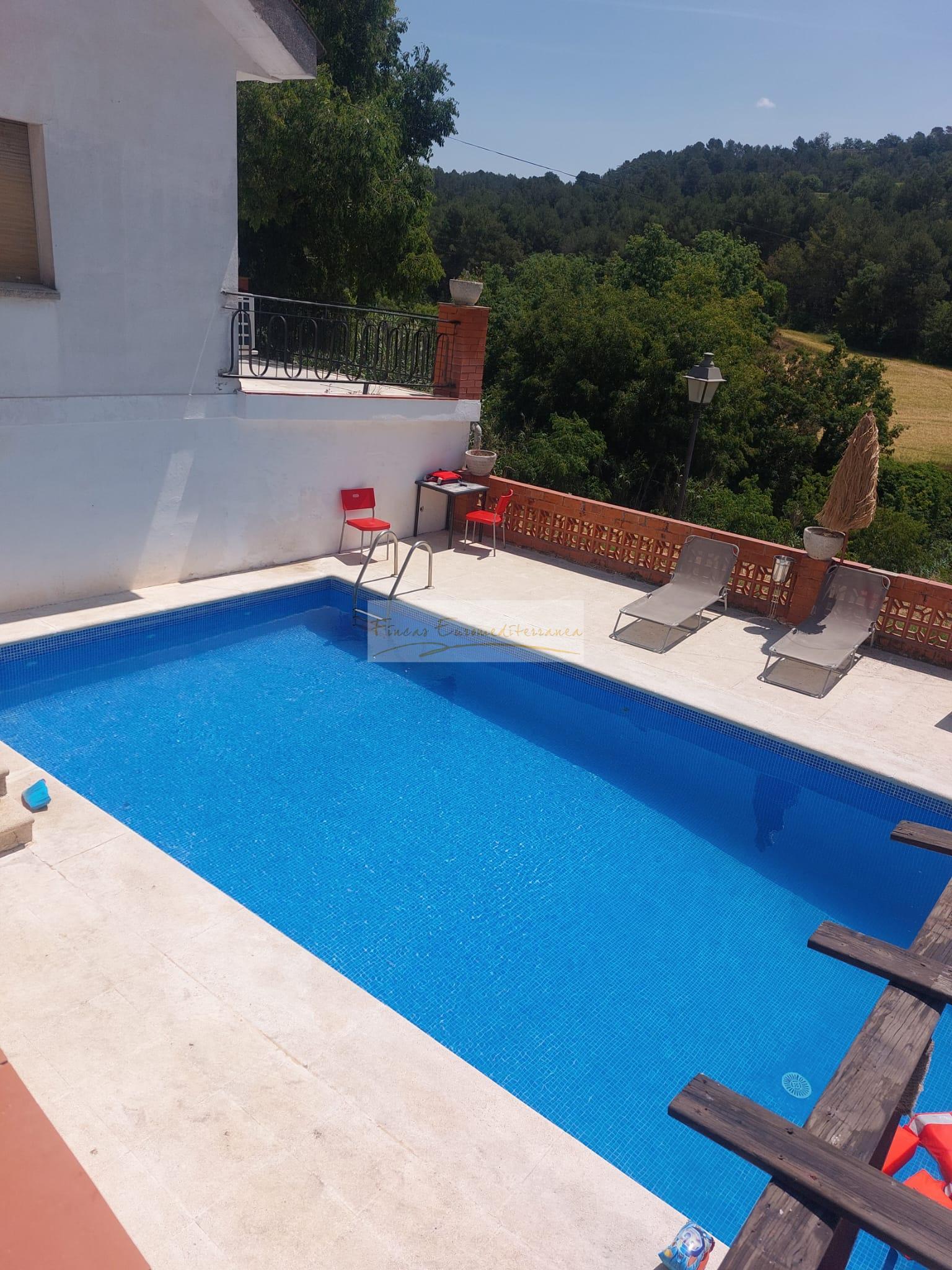 For sale of house in Argençola