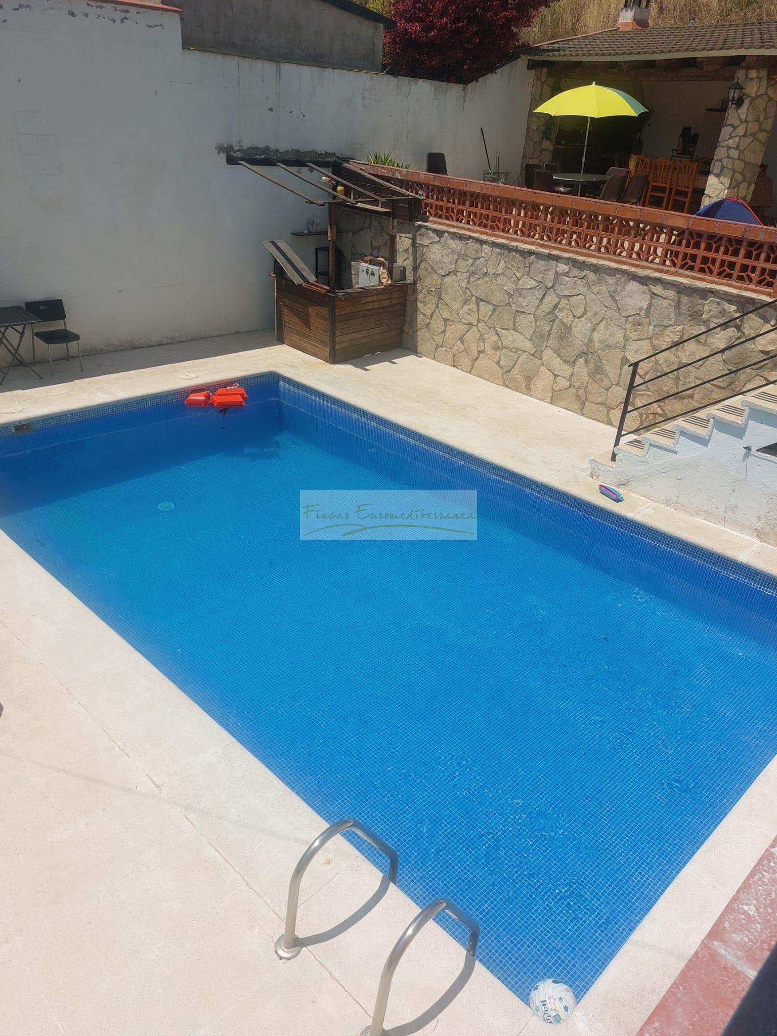 For sale of house in Argençola