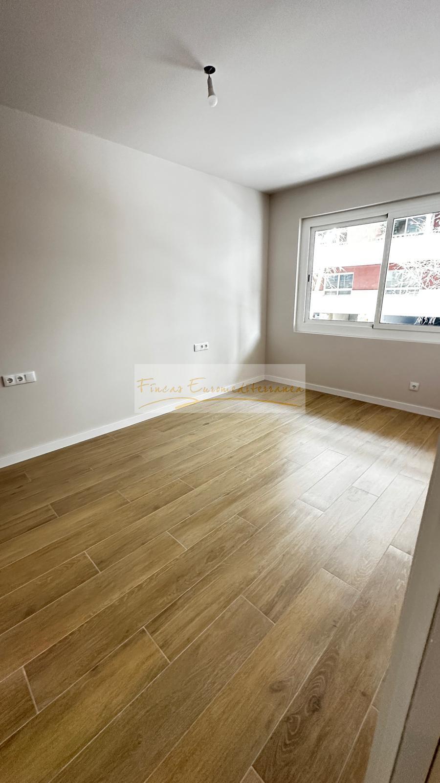 For sale of apartment in Barcelona