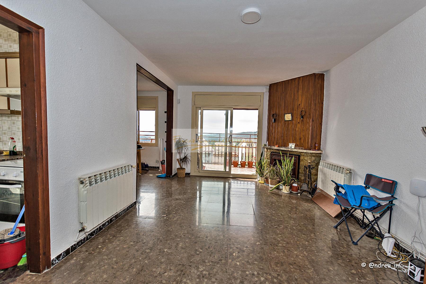 For sale of apartment in Collbató