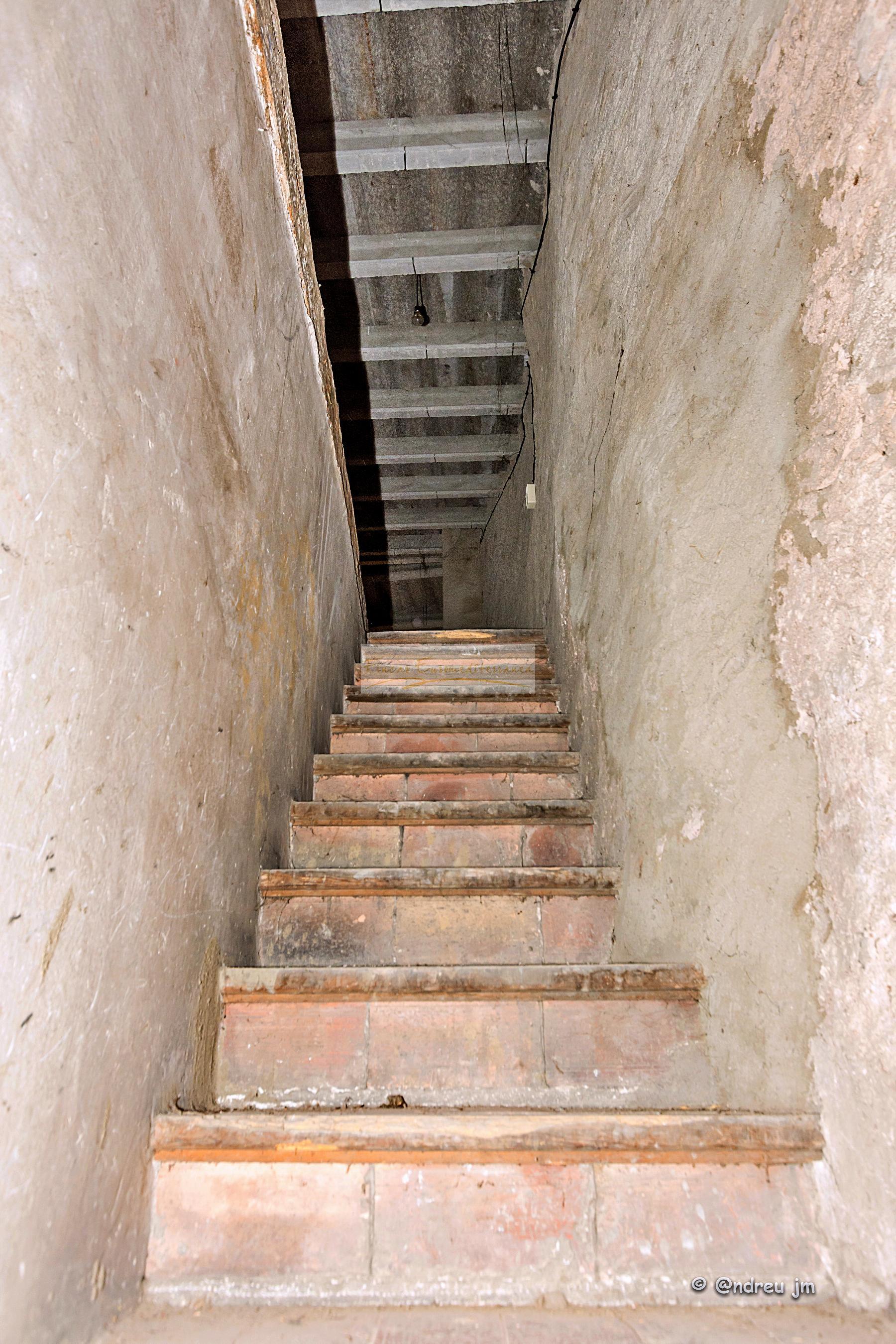 For sale of house in Montmaneu