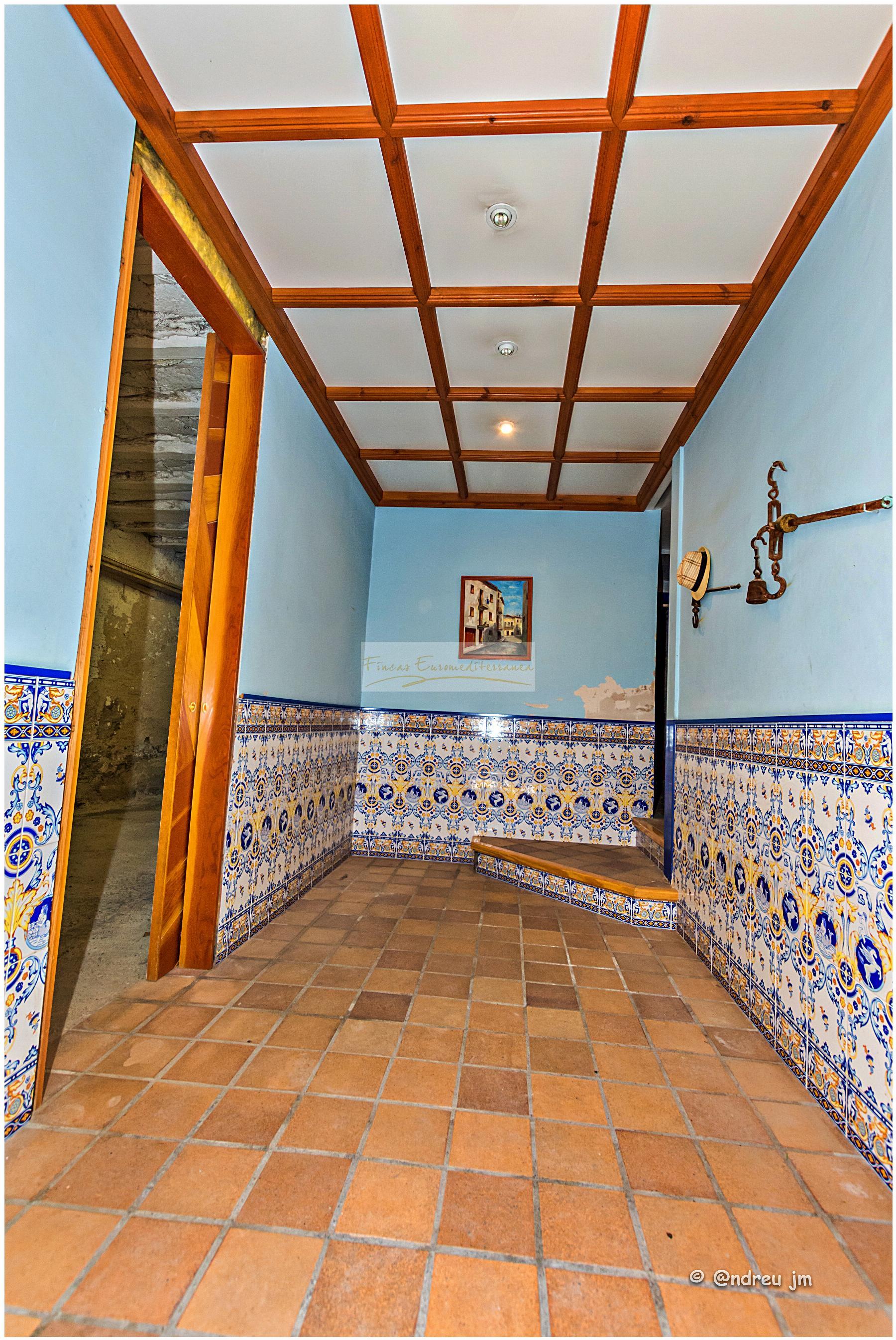 Venda de casa a Montmaneu