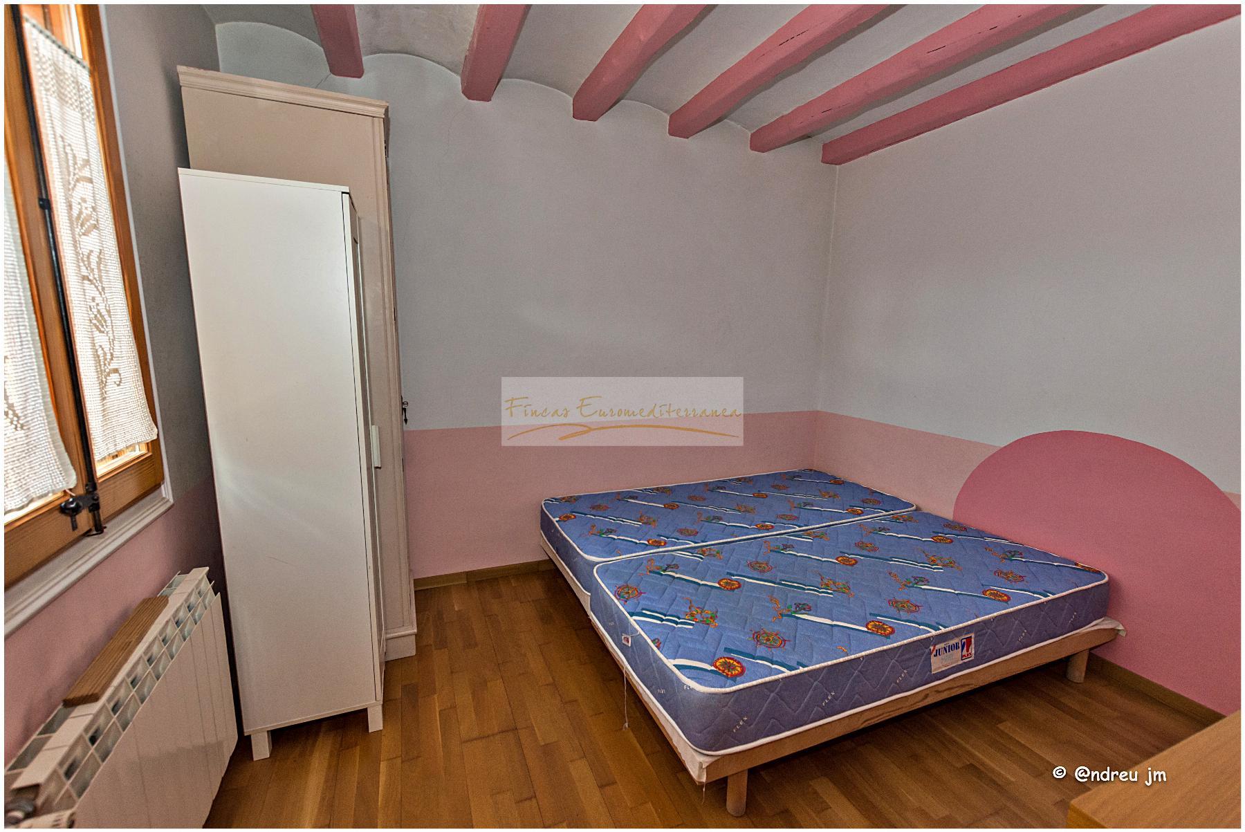 Venda de casa a Montmaneu