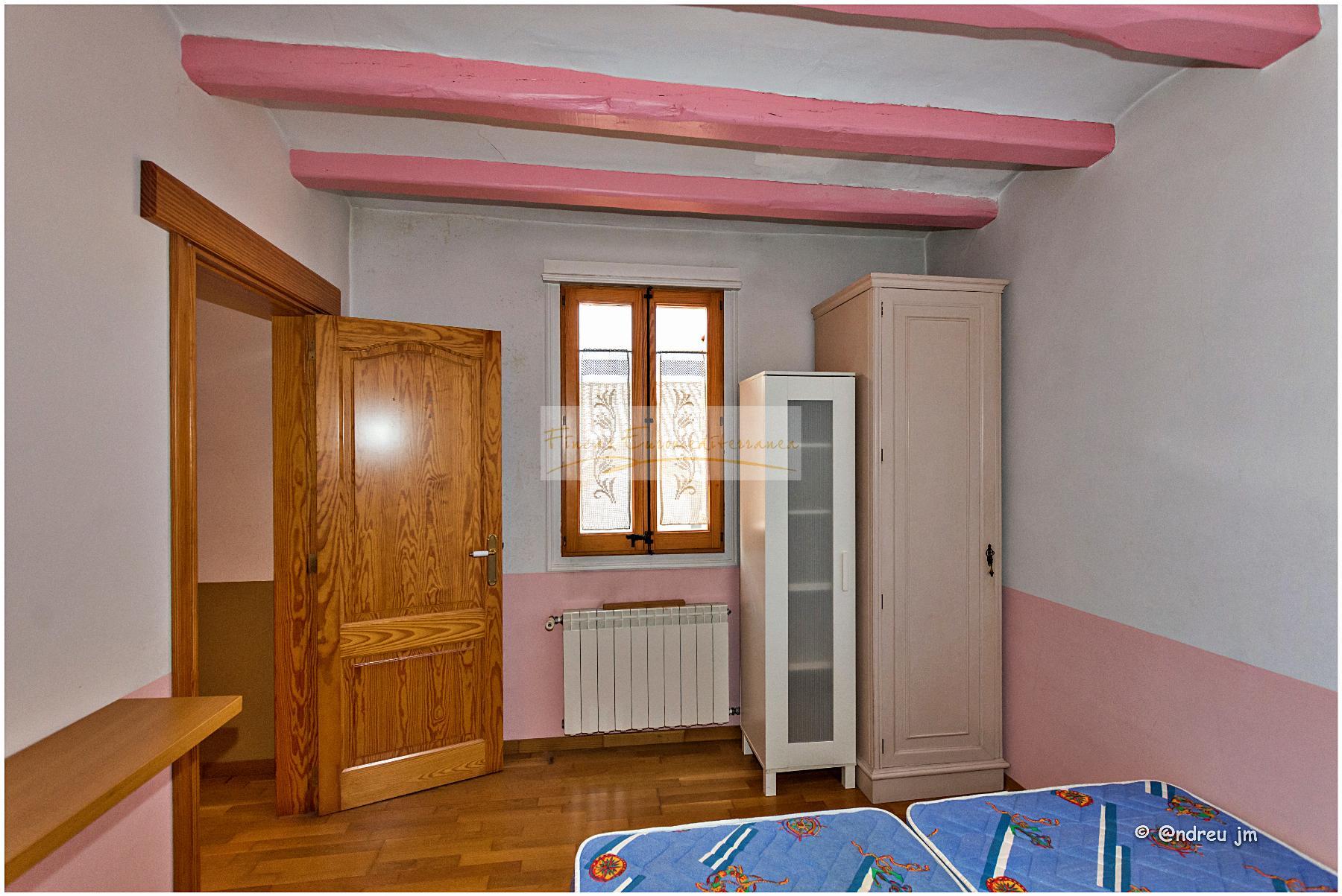 Venda de casa a Montmaneu