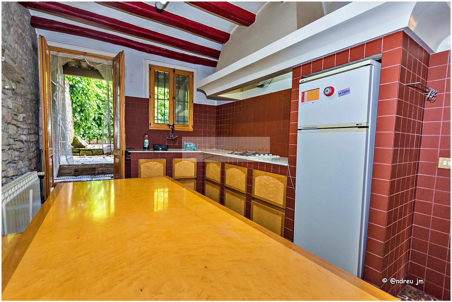 Venda de casa a Montmaneu