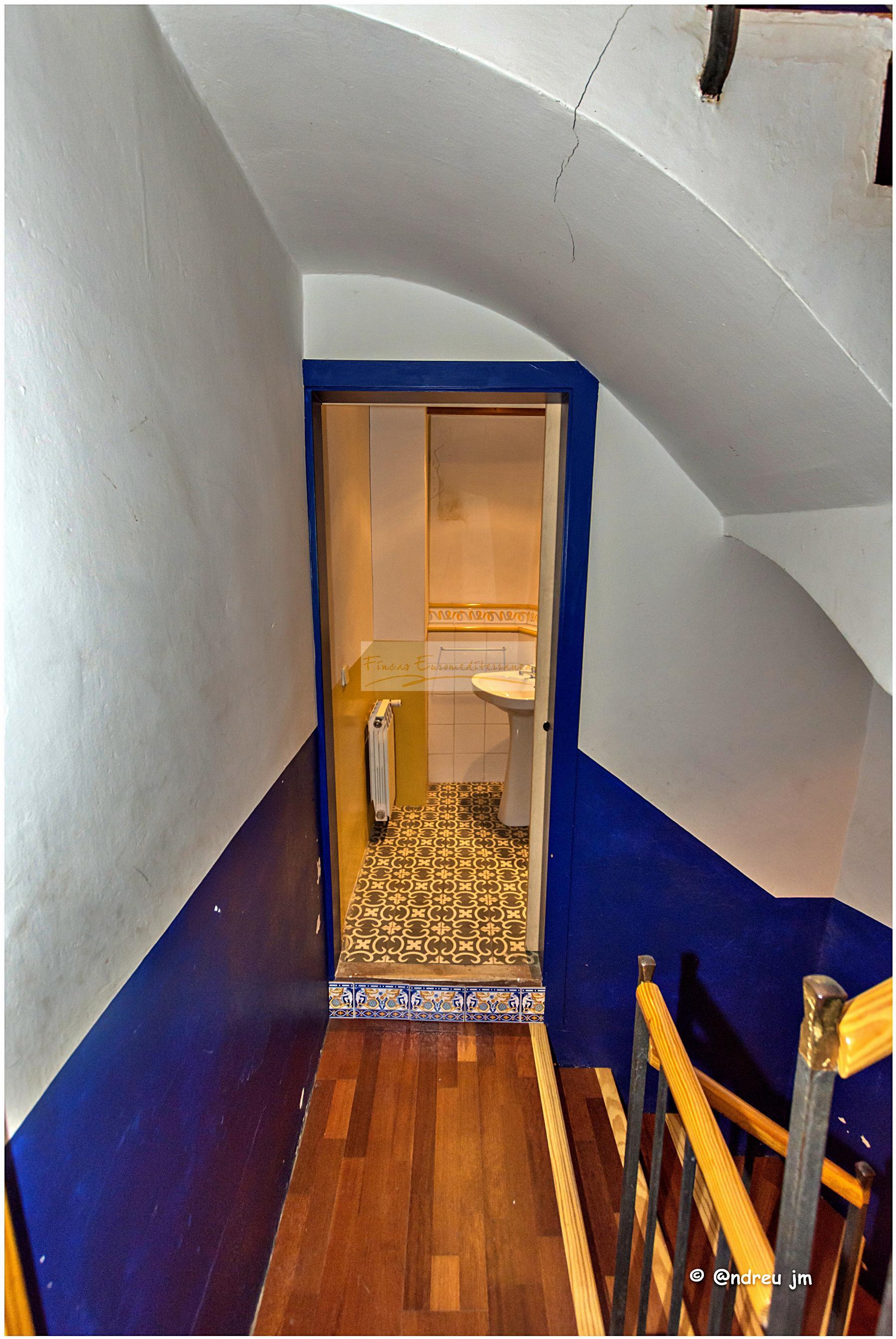 Venda de casa a Montmaneu