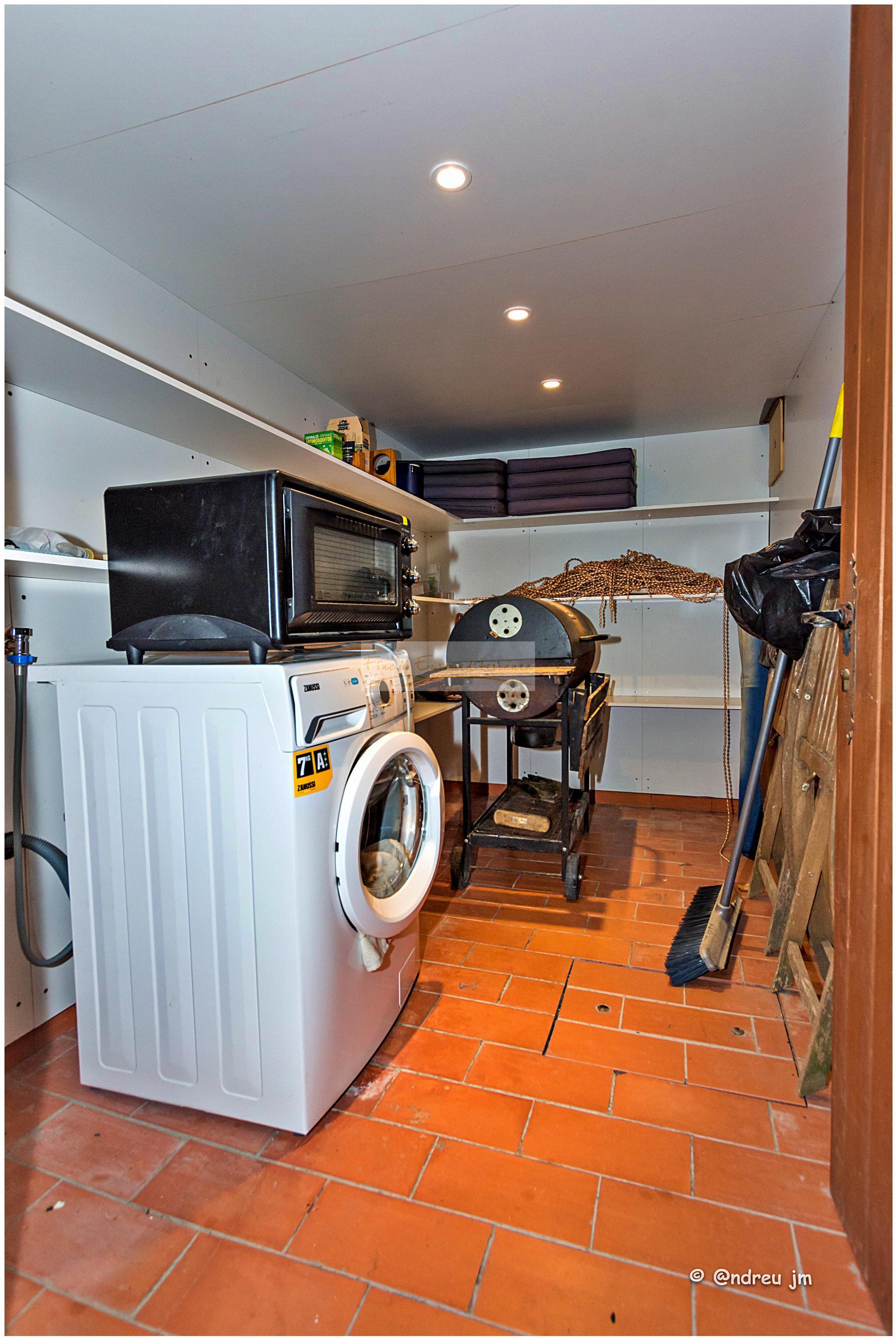 Venda de casa a Montmaneu