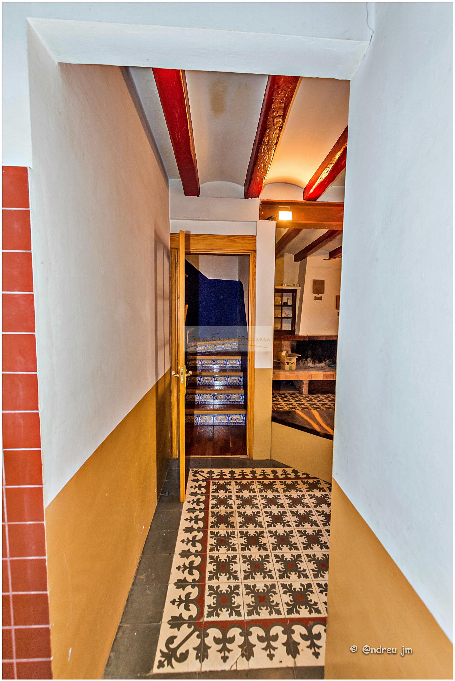 Venda de casa a Montmaneu