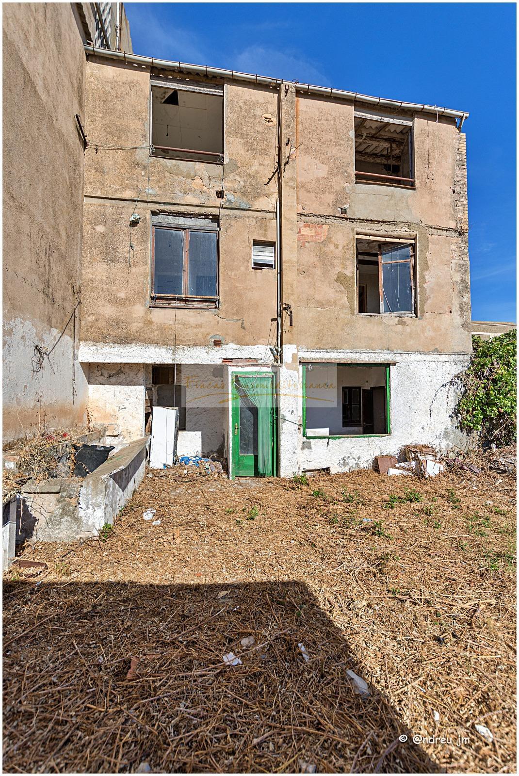 Venda de casa a Sant Guim de Freixenet