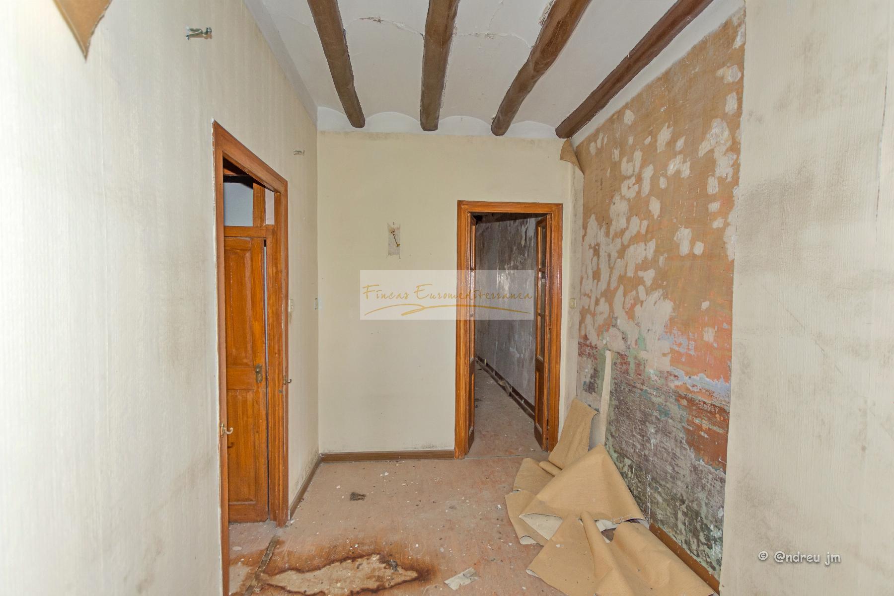 Venda de casa a Sant Guim de Freixenet