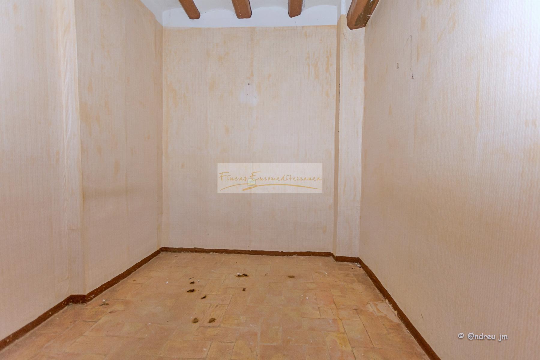 Venda de casa a Sant Guim de Freixenet