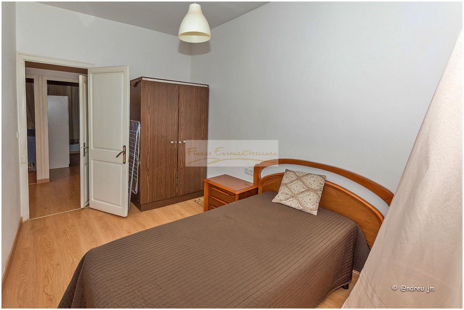 Venda de casa a Montmaneu