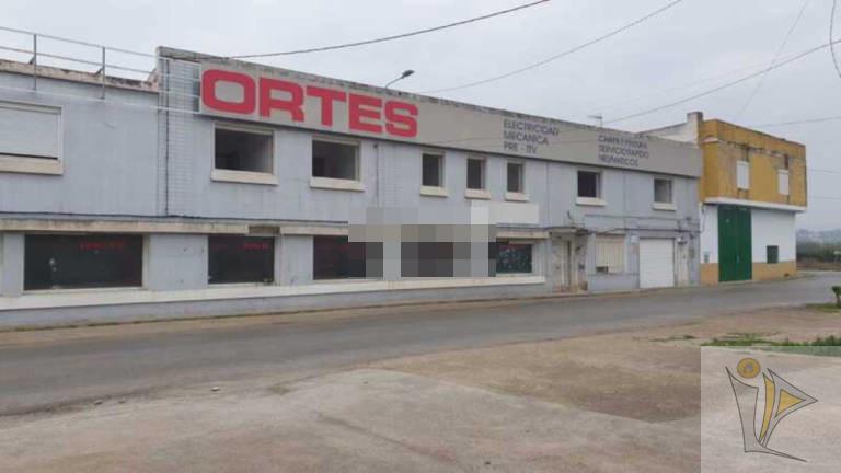 For sale of industrial plant/warehouse in Valencia