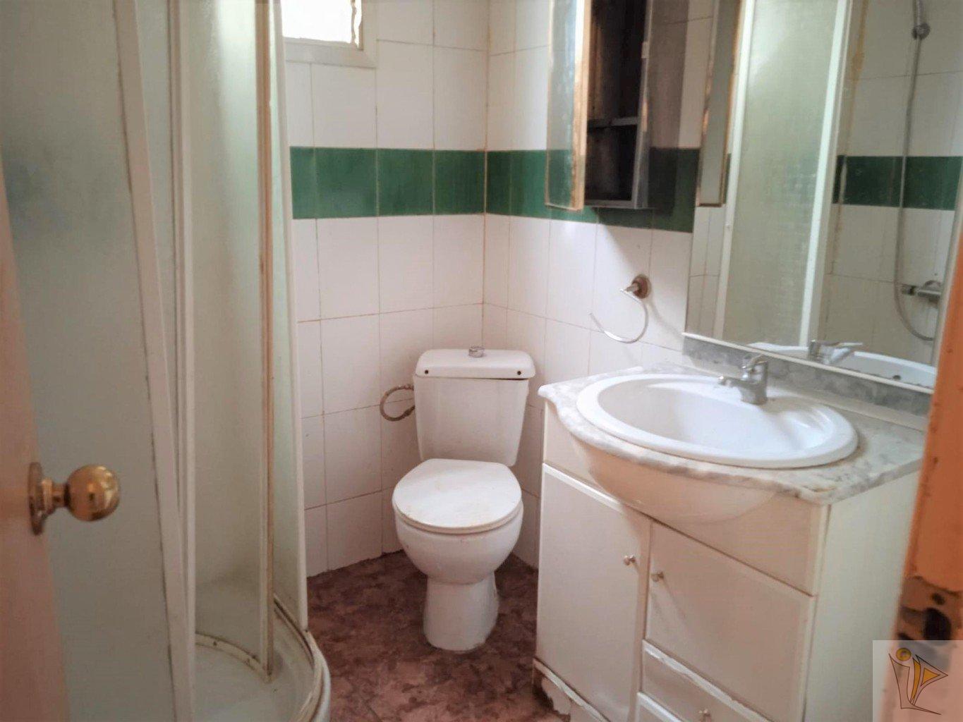 For sale of flat in Valencia