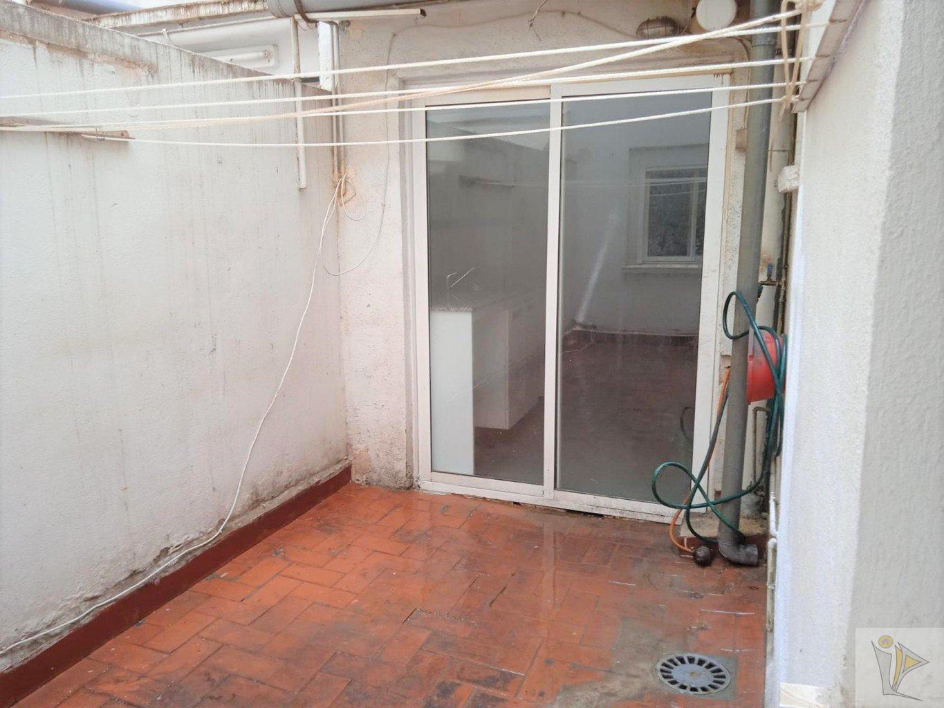 For sale of flat in Valencia