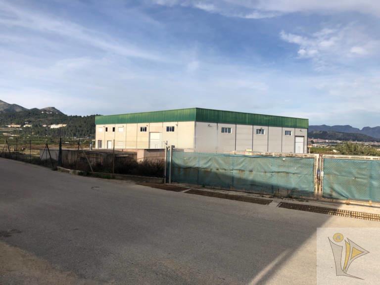 For sale of industrial plant/warehouse in Villalonga