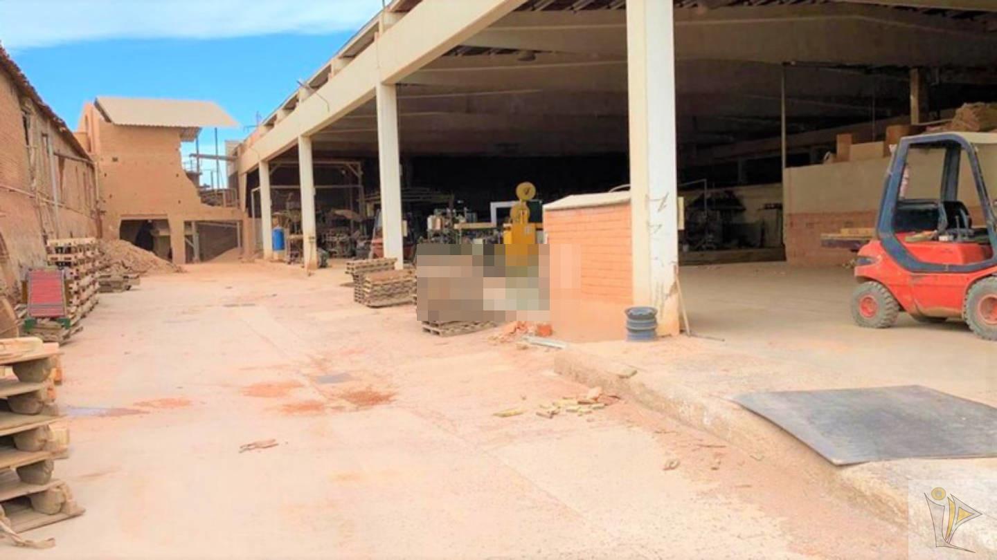 Venta de nave industrial en Foios
