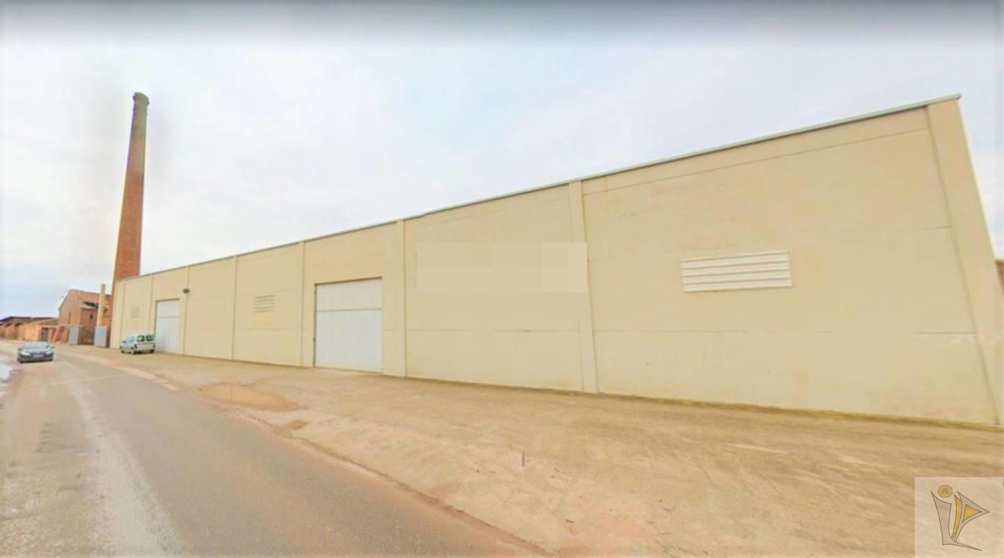 For sale of industrial plant/warehouse in Foios