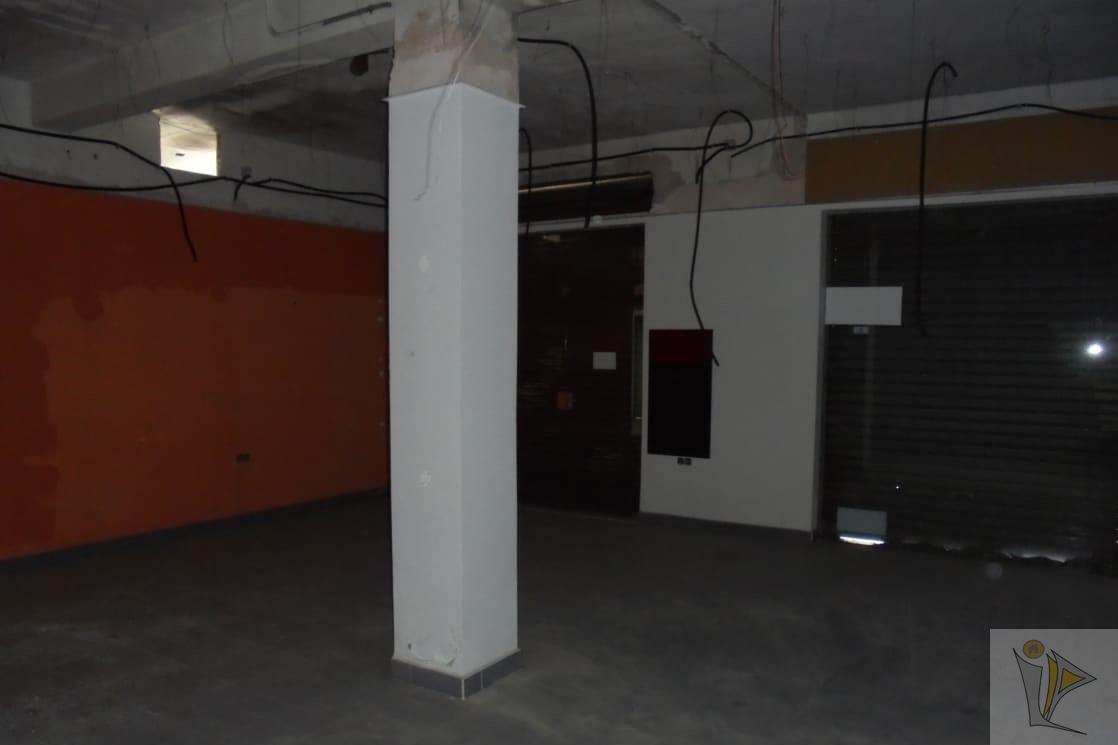 For sale of commercial in Valencia