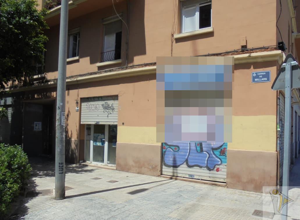 For sale of commercial in Valencia