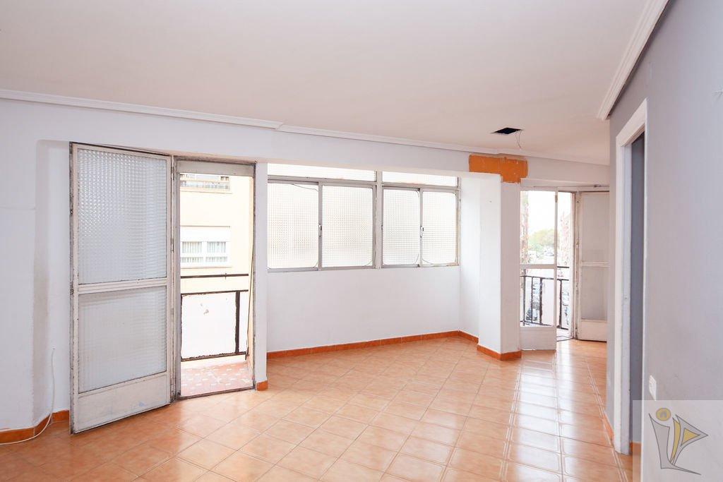 For sale of flat in Mislata