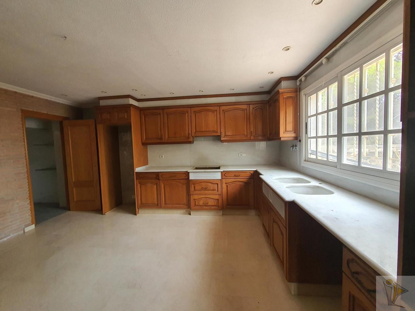 For sale of chalet in Bétera