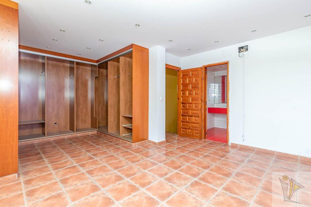 For sale of chalet in Torrent
