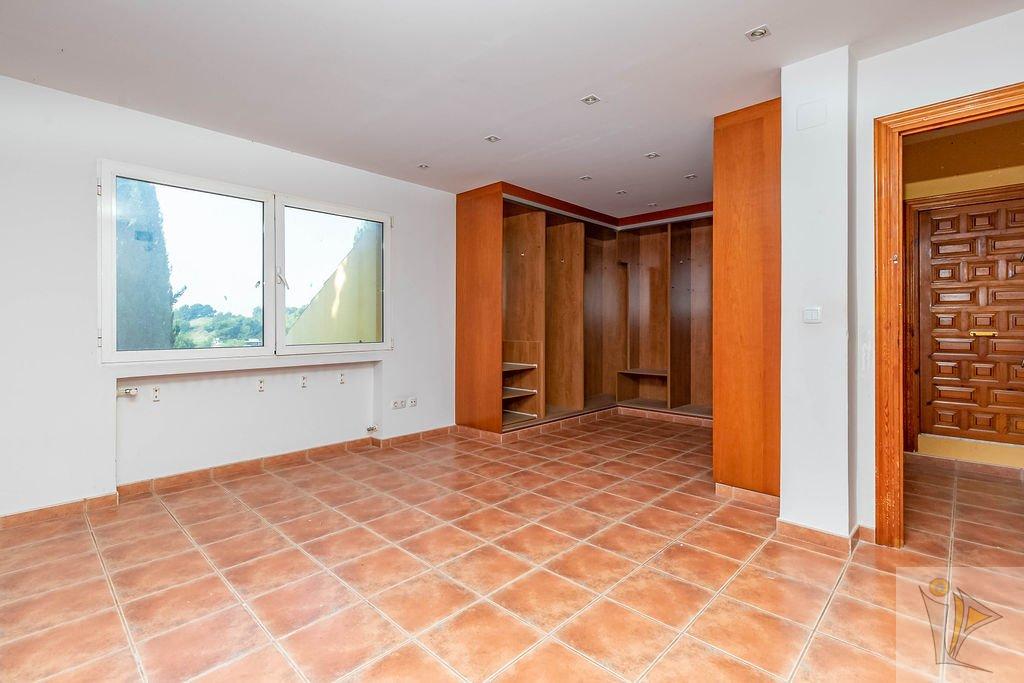 For sale of chalet in Torrent