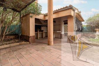 For sale of chalet in Torrent