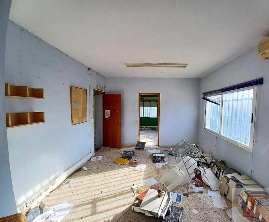For sale of industrial plant/warehouse in Alborache