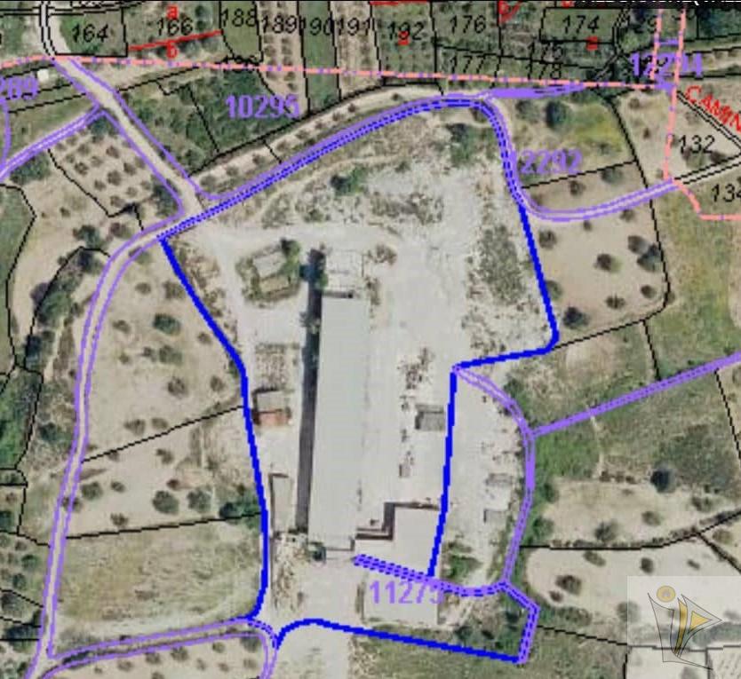 For sale of industrial plant/warehouse in Alborache