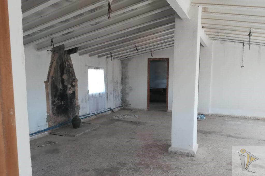 For sale of industrial plant/warehouse in Utiel