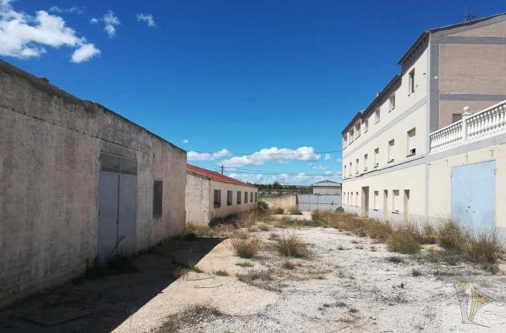For sale of industrial plant/warehouse in Utiel