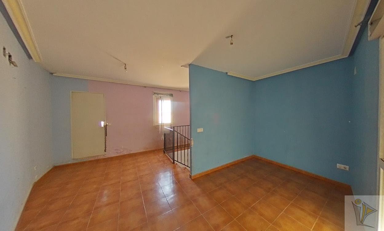 For sale of chalet in Llíria