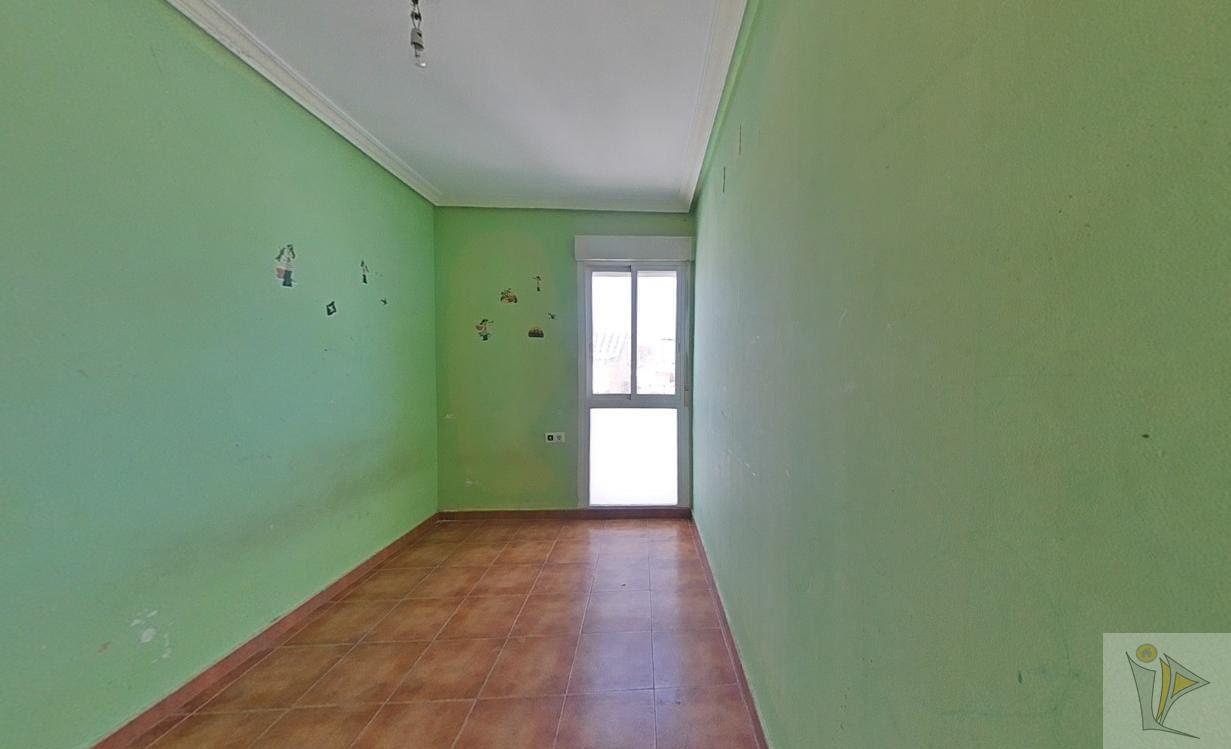 For sale of chalet in Llíria