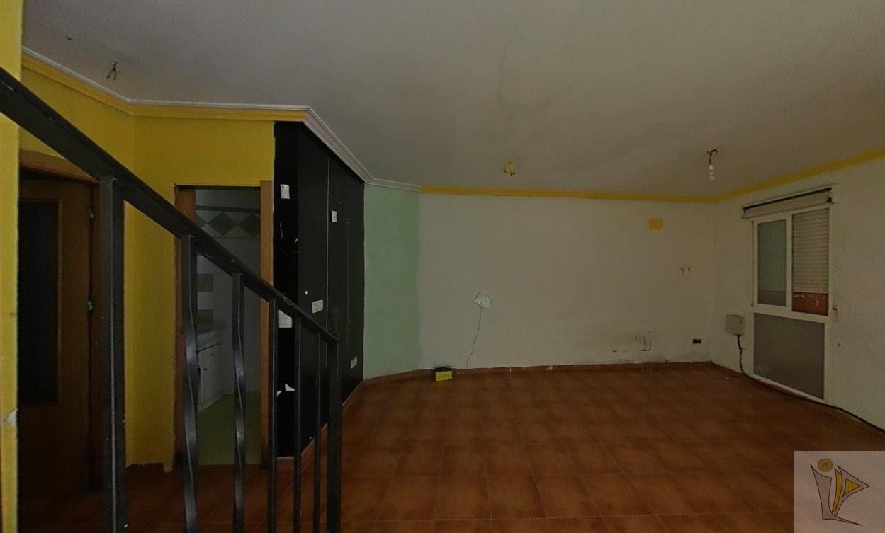 For sale of chalet in Llíria