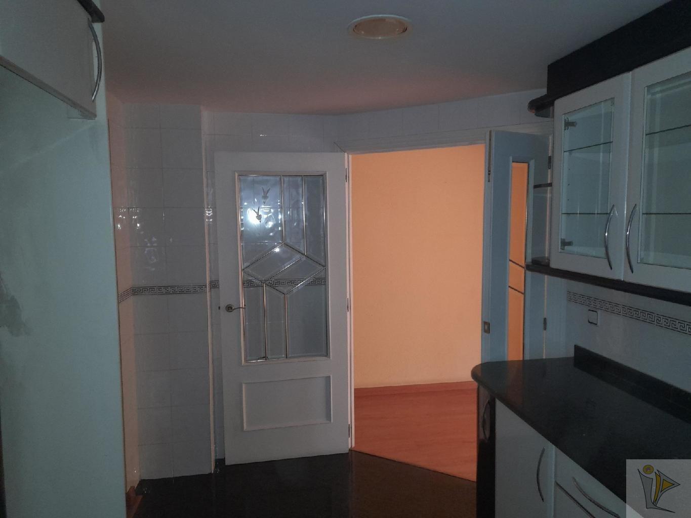 For sale of flat in La Pobla de Vallbona