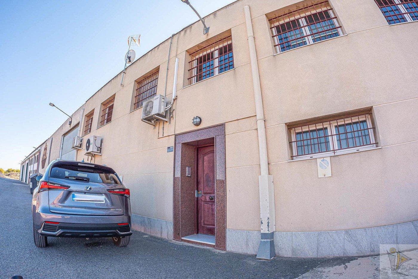 For sale of industrial plant/warehouse in Orihuela